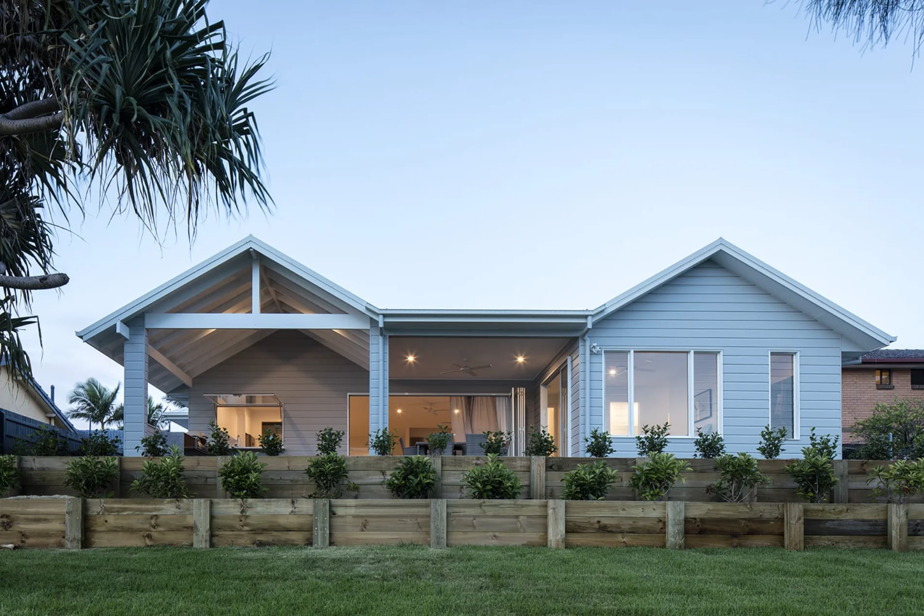 Dulux Accredited Painter in Currumbin by DPL Coatings