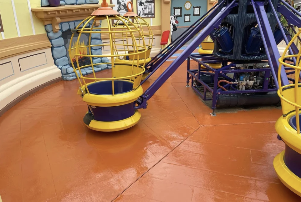 Spraycrete flooring application at Movie World Gold Coast by DPL Coatings